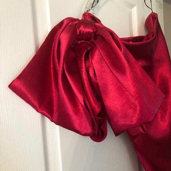 Zara one shoulder bow satin top - Picture 4 of 5